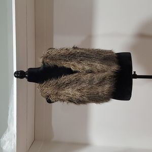 $$Divided by H&M Kids faux vest, Size 12, black&brown